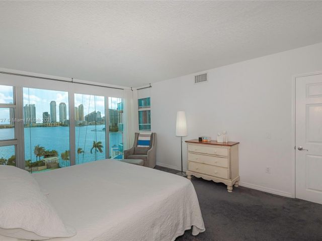 Продажа квартиры # - фото 5687061