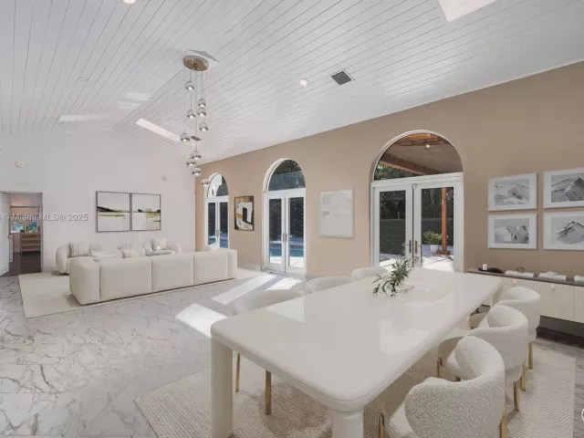 Продажа дома по адресу 530 Sabal Palm Rd - фото 5831709