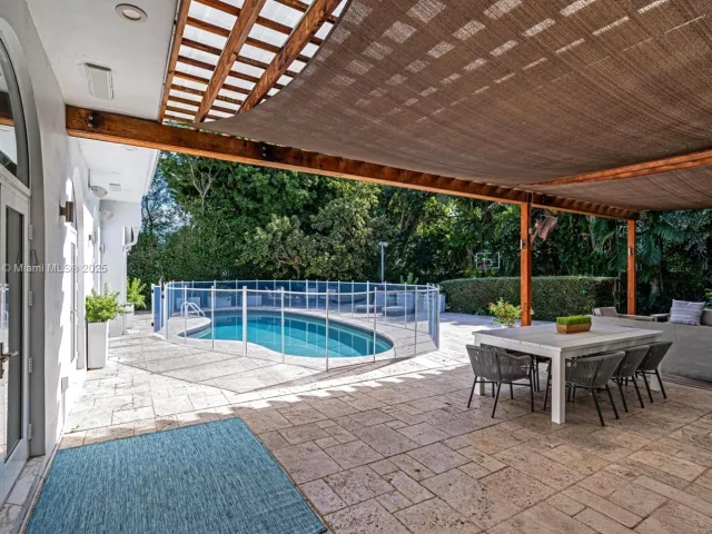 Продажа дома по адресу 530 Sabal Palm Rd - фото 5831695