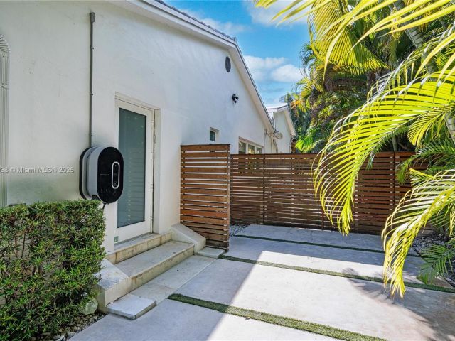 Продажа дома по адресу 530 Sabal Palm Rd - фото 5831696