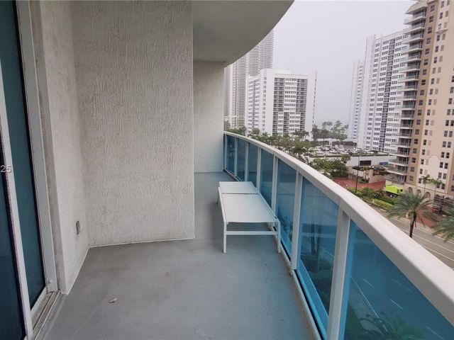 Продажа квартиры #701 - фото 6012639