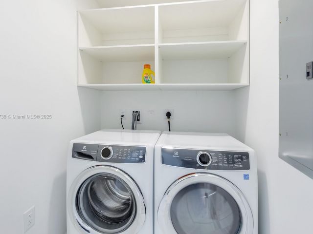 Продажа квартиры #3611 - фото 5640110