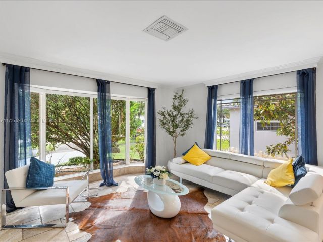 Дом в аренду по адресу 1407 Coolidge St - фото 5532096