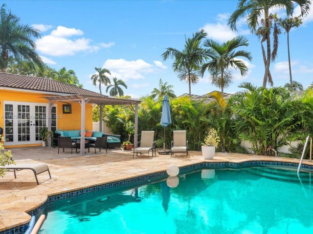 Дом в аренду по адресу 1407 Coolidge St - фото 5532101