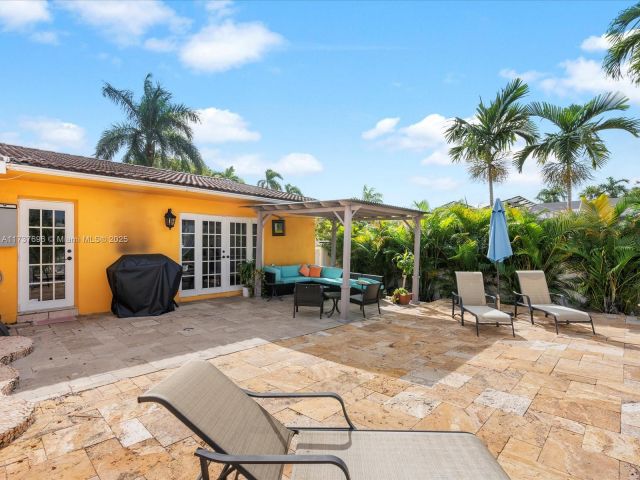 Дом в аренду по адресу 1407 Coolidge St - фото 5532106