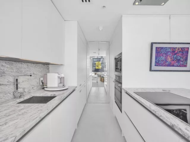 Продажа квартиры #L-1012 - фото 5660461