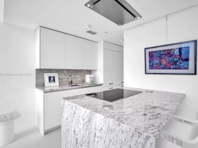 Продажа квартиры #L-1012 - фото 5660462