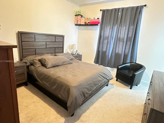 Продажа дома по адресу 23427 SW 127th Pl 23427 - фото 6179217