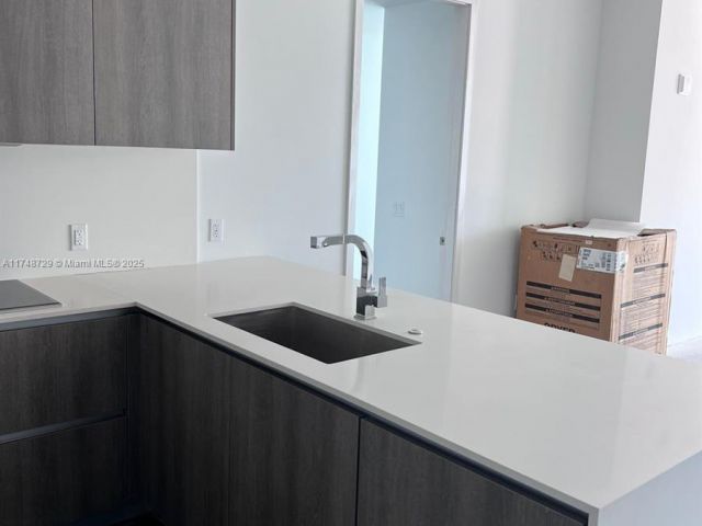 Продажа квартиры #1004 - фото 6064925