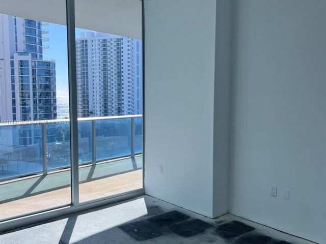 Продажа квартиры #1004 - фото 6064937