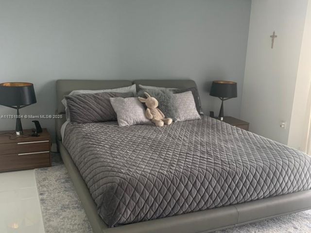 Квартира в аренду номер2405 - фото 5613814