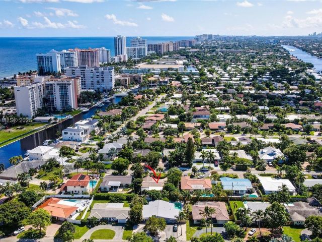 Продажа дома по адресу 3261 Oleander Way - фото 6098293