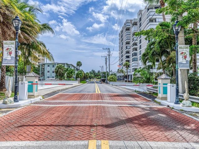 Продажа дома по адресу 3261 Oleander Way - фото 6098298