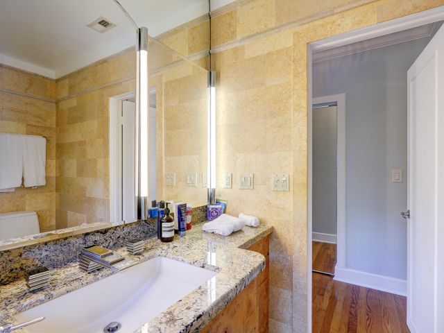 Дом в аренду по адресу 411 26th Street - фото 6533972