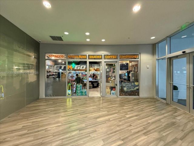 Продажа квартиры #4809 - фото 5835803