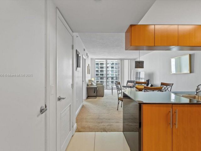 Продажа квартиры #4809 - фото 7441886