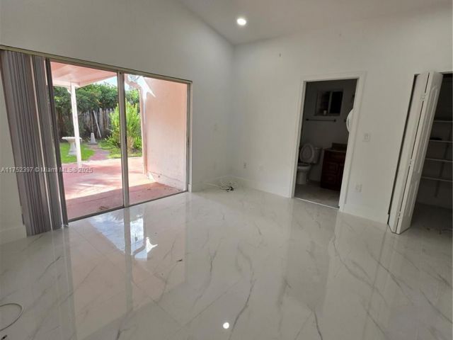 Продажа дома по адресу 17812 SW 144th Ave - фото 6135507