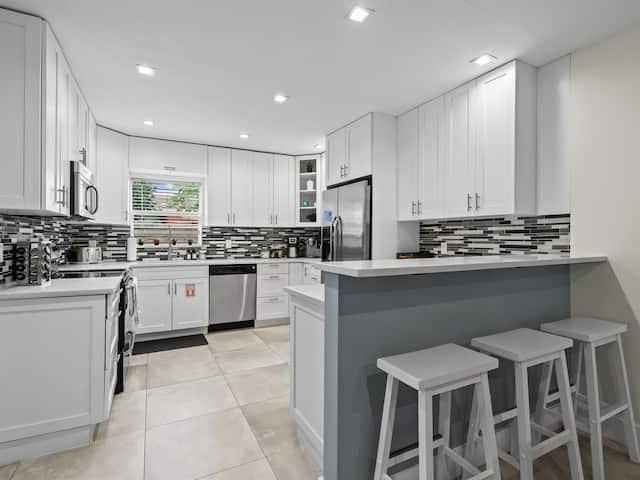 Дом в аренду по адресу 1949 Windward Dr - фото 5541758