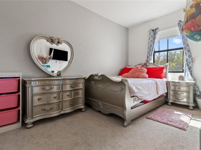 Продажа дома по адресу 9831 NW 88th Ter - фото 5585047