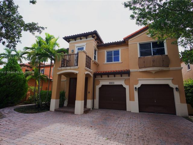 Дом в аренду по адресу 2631 SW 153rd Path 2631 - фото 5962467