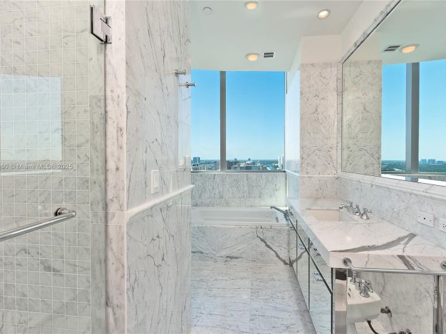 Продажа квартиры #2003 - фото 5668579