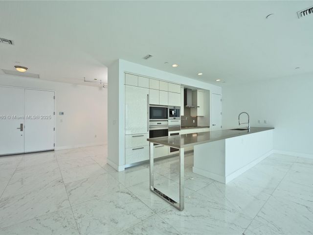 Продажа квартиры #2003 - фото 5668587