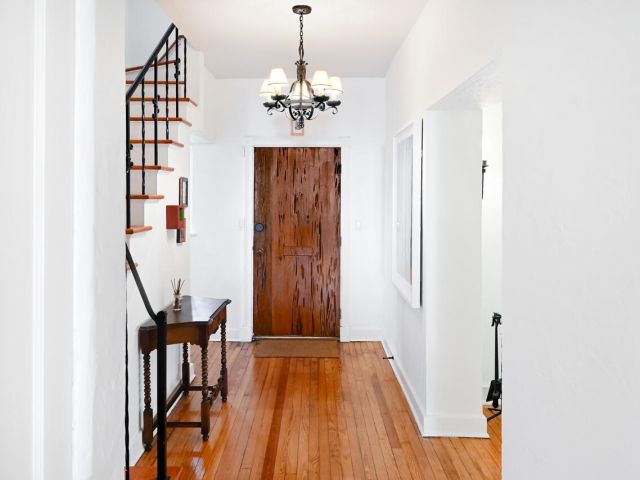 Дом в аренду по адресу 801 Hibiscus Street - фото 6514148