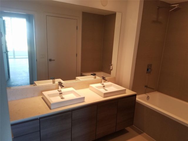 Продажа квартиры #2404 - фото 5622432