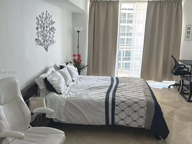 Квартира в аренду номер3208 - фото 5672667