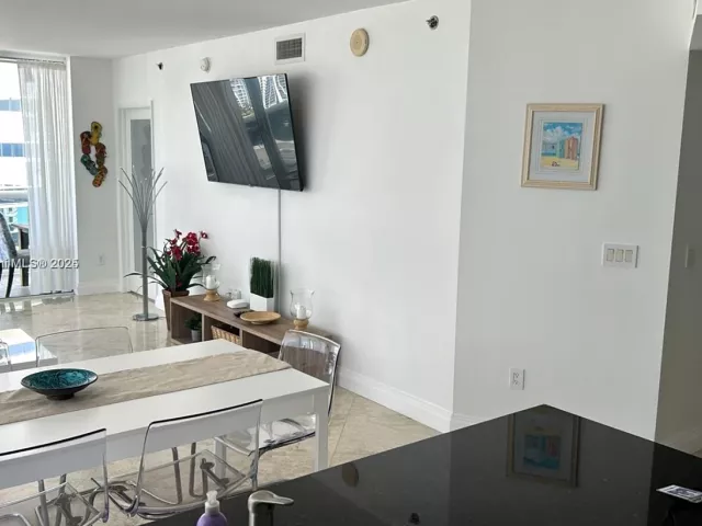 Квартира в аренду номер3208 - фото 5672672