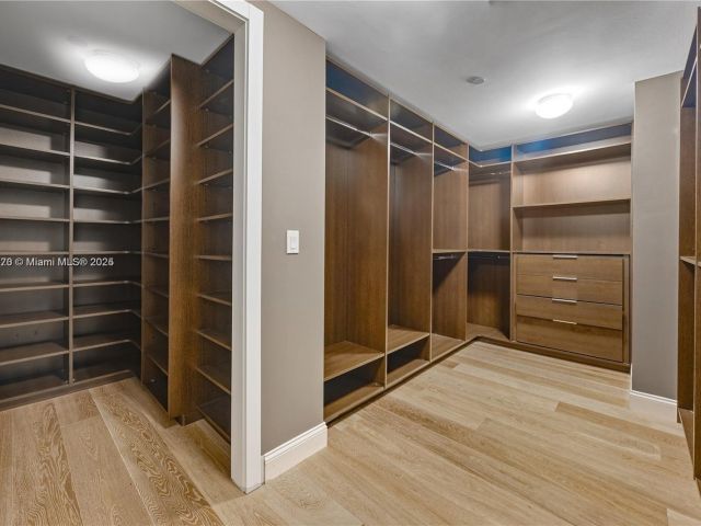 Продажа квартиры #4705 - фото 5670297