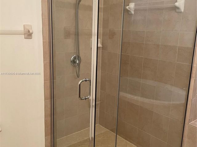 Продажа дома по адресу 15340 SW 176th Ln - фото 5715515