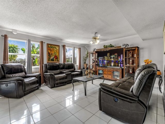 Продажа дома по адресу 26871 SW 119th Ct - фото 5597677