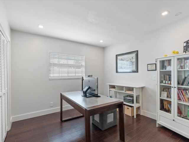 Продажа дома по адресу 113 Burning Tree Lane - фото 5587850