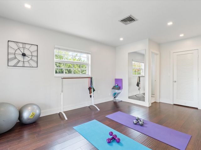 Продажа дома по адресу 113 Burning Tree Lane - фото 5587853