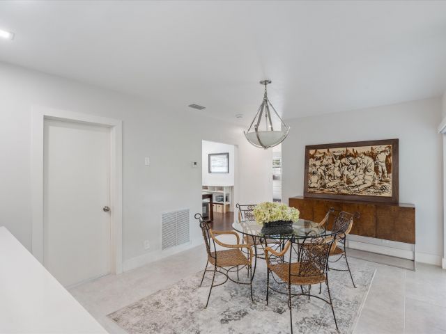 Продажа дома по адресу 113 Burning Tree Lane - фото 5587858