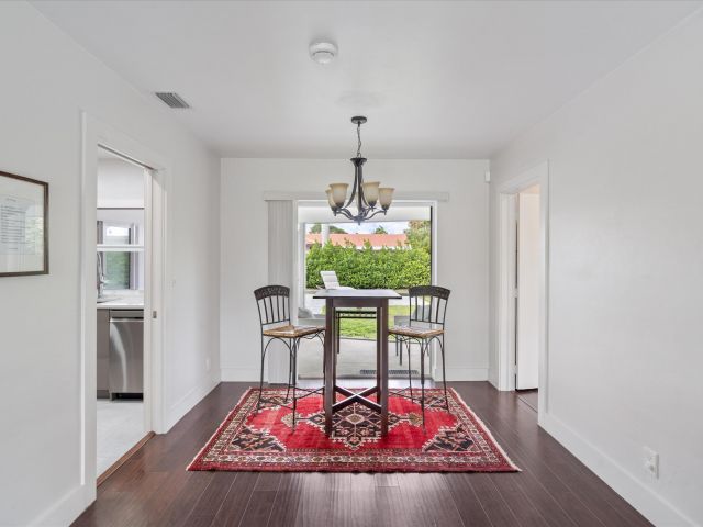 Продажа дома по адресу 113 Burning Tree Lane - фото 5587860