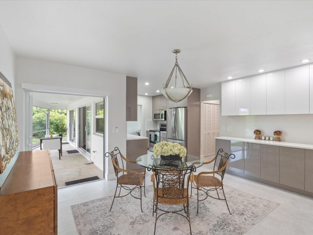 Продажа дома по адресу 113 Burning Tree Lane - фото 5587861