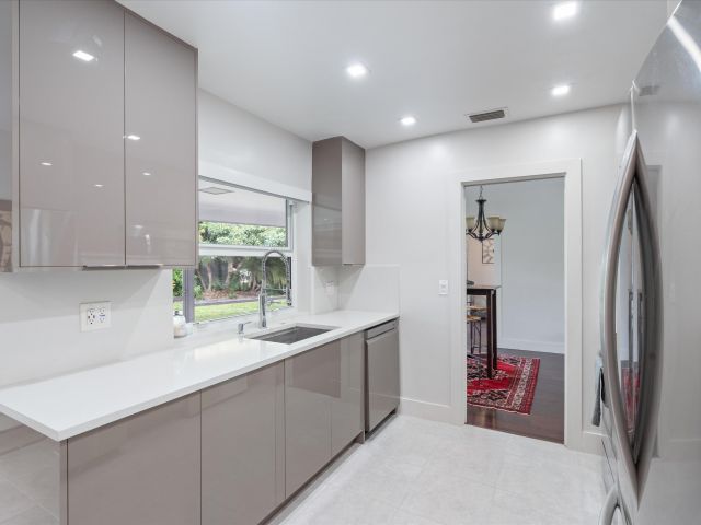 Продажа дома по адресу 113 Burning Tree Lane - фото 5587862