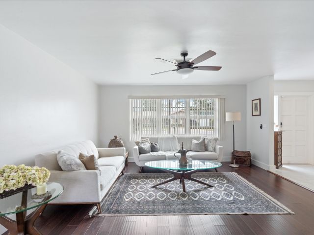 Продажа дома по адресу 113 Burning Tree Lane - фото 5587865