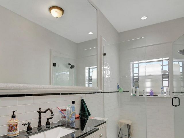 Продажа дома по адресу 1513 Adams Street - фото 6601949