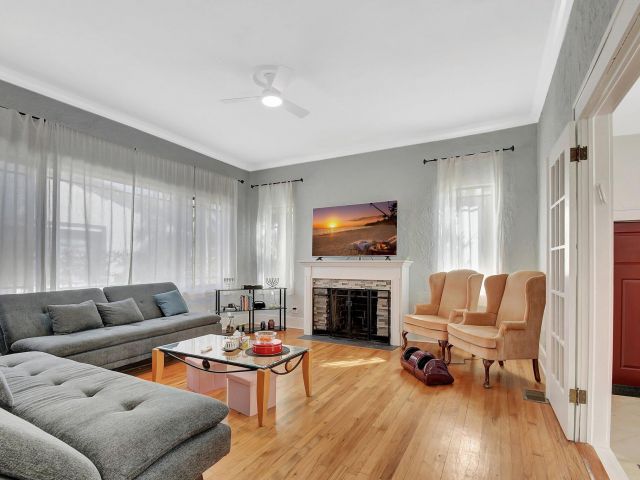 Продажа дома по адресу 1513 Adams Street - фото 6601954