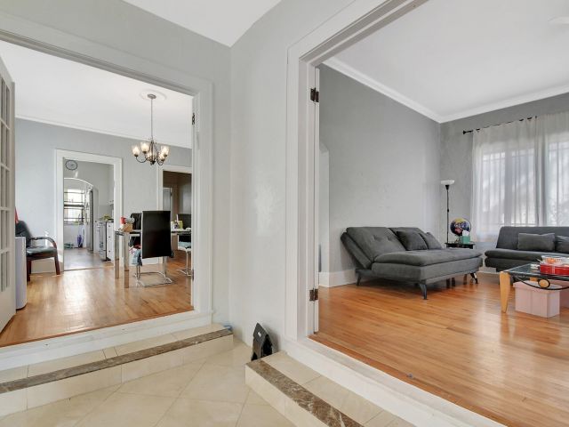 Продажа дома по адресу 1513 Adams Street - фото 6601955