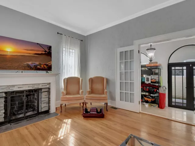 Продажа дома по адресу 1513 Adams Street - фото 9353574