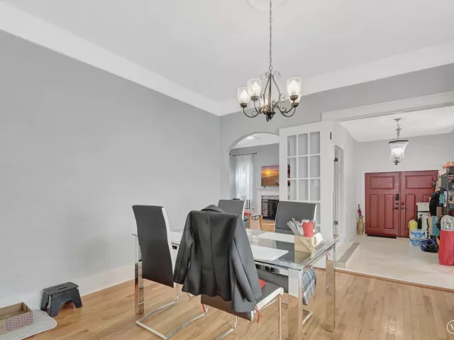 Продажа дома по адресу 1513 Adams Street - фото 9353577