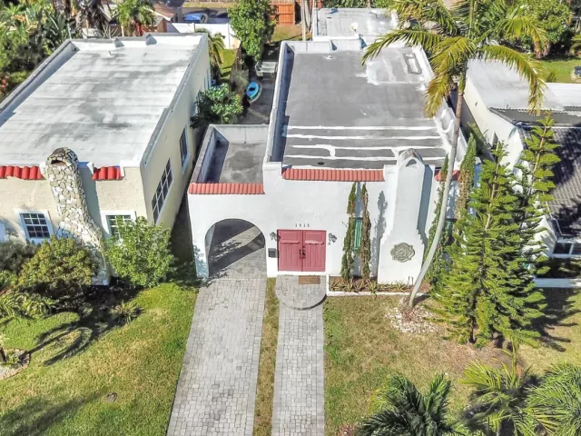 Продажа дома по адресу 1513 Adams Street - фото 9353566