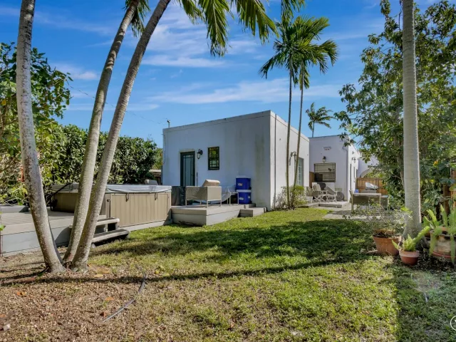 Продажа дома по адресу 1513 Adams Street - фото 9353601