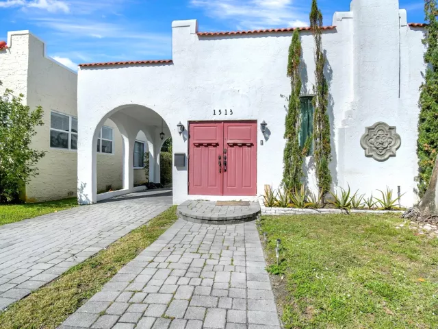 Продажа дома по адресу 1513 Adams Street - фото 9353568