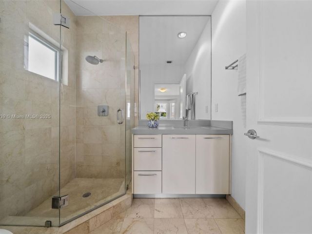 Продажа дома по адресу 6 Coconut Ln - фото 5573690