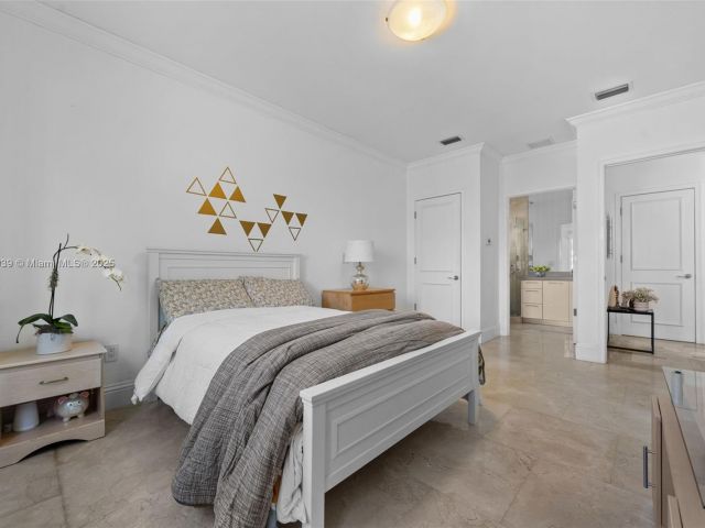 Продажа дома по адресу 6 Coconut Ln - фото 5573692